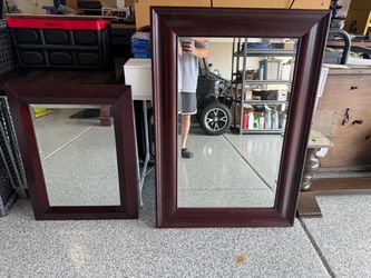 Mirror set