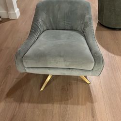 Velvet Swivel Side Chair 