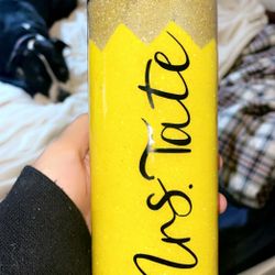 made to order for your fav teacher ✨