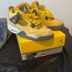 Jordan 4 