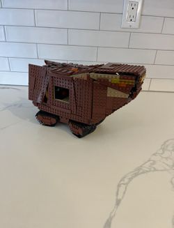 Retired LEGO Star wars Sand Crawler