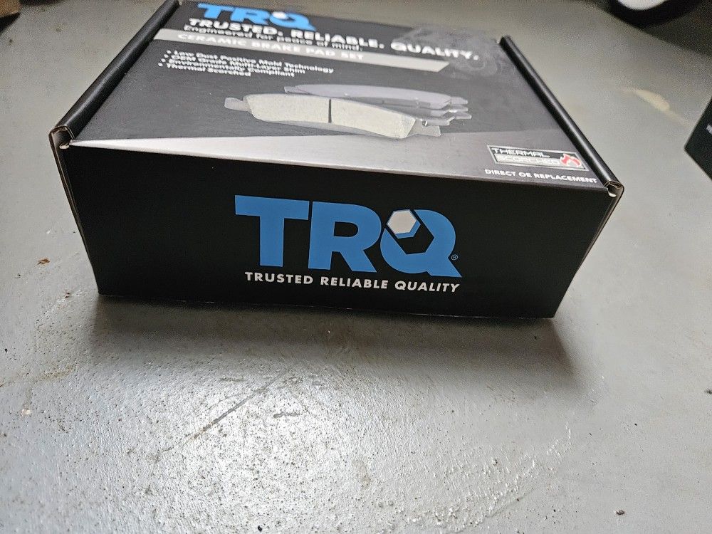 TRQ Rear Brake Pad Set