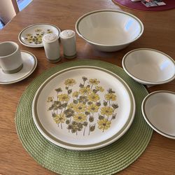 Vintage Floral Dish Set - 48 Piece Set