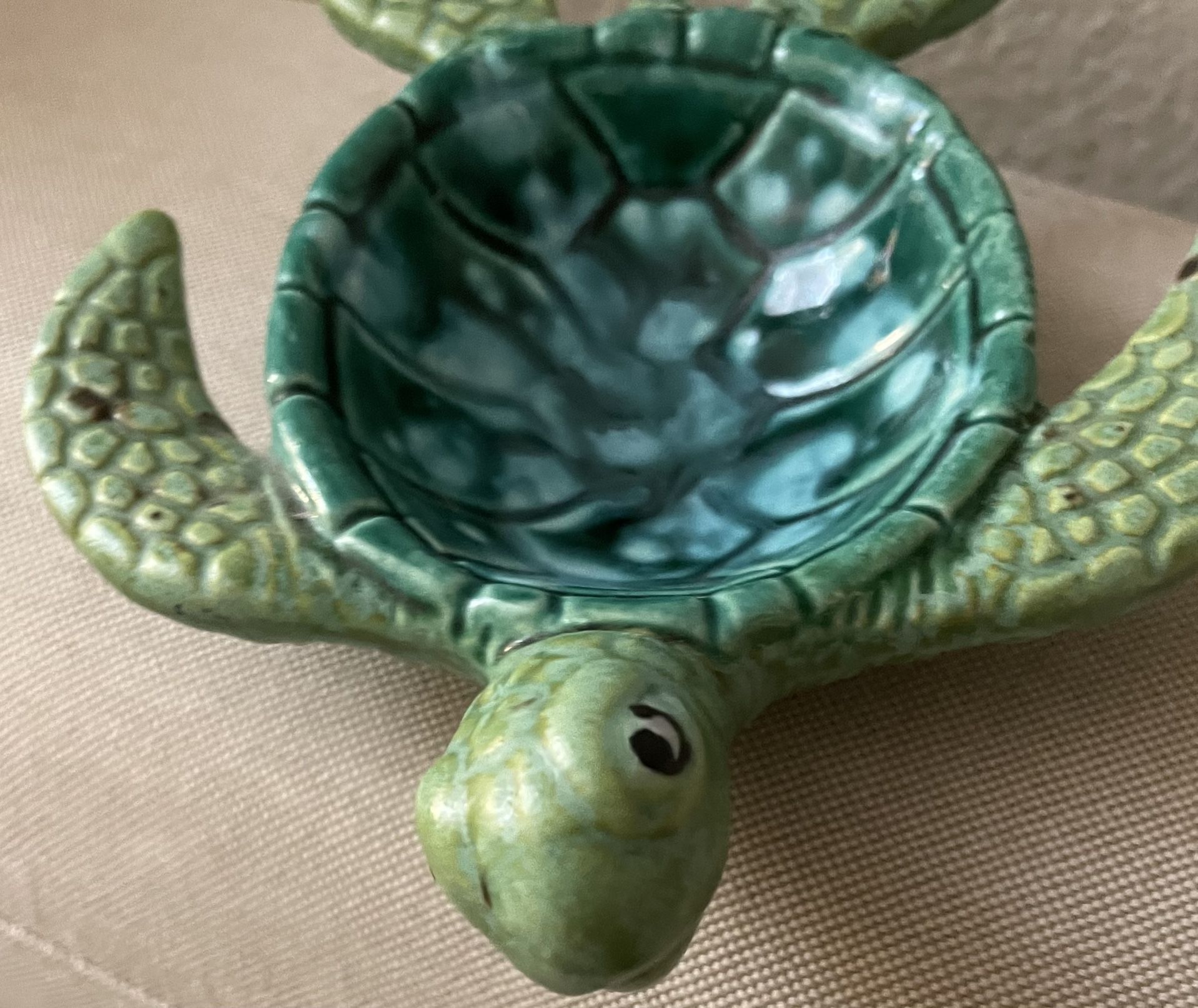 Sea Turtle Signed Ben Diller Hawaii & Numbered Ceramic Green Sea Turtle Trinket Dish #159/600
