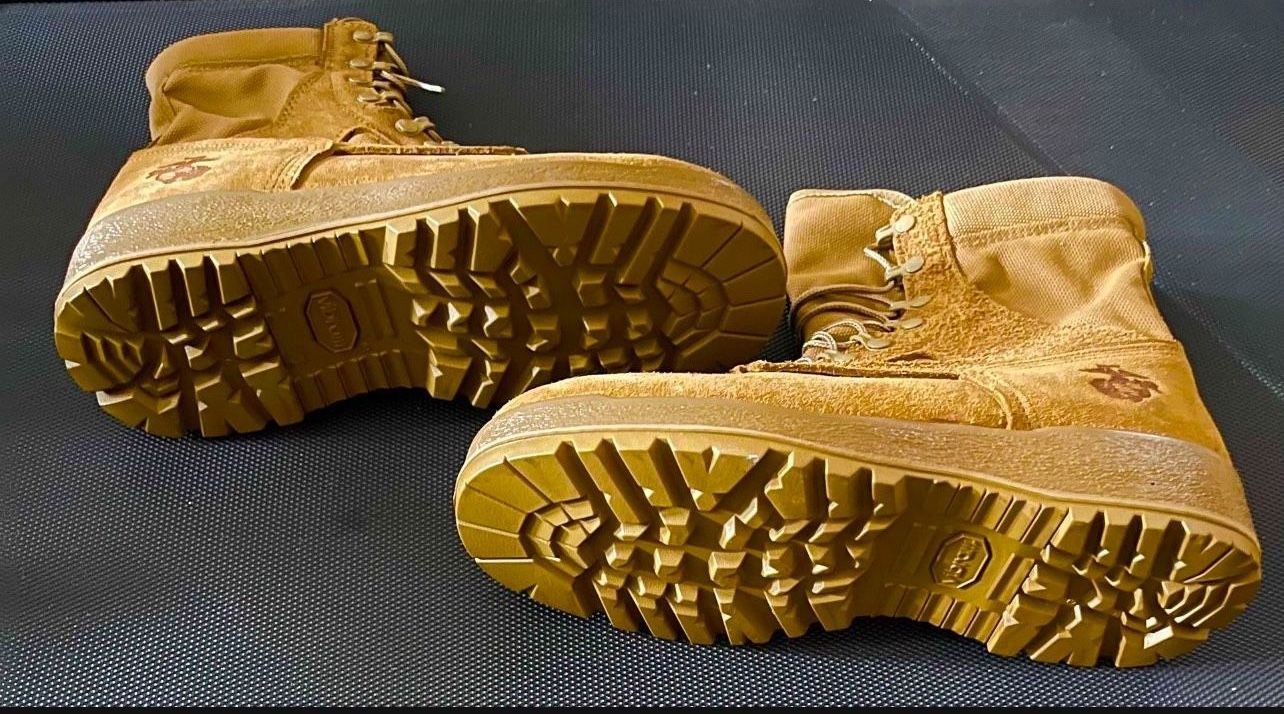 Mrs Construction/Combat Boots Size 9 Wide