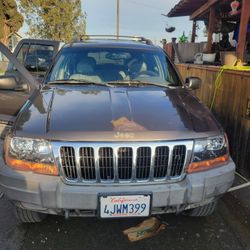 2000 Jeep Cherokee