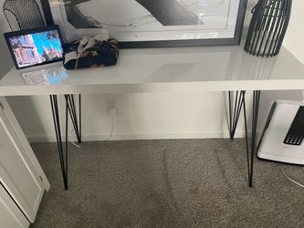 White Laquer Console Table 