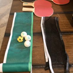 Sportcraft table tennis ping pong set w/ 4 Sets  of paddles, 4 balls & 2 net
