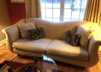 Beige Sofa With Detachable Feet