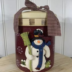  3D SNOWMAN Heavy Stoneware COOKIE JAR - Airtight Cover Seals Freshness