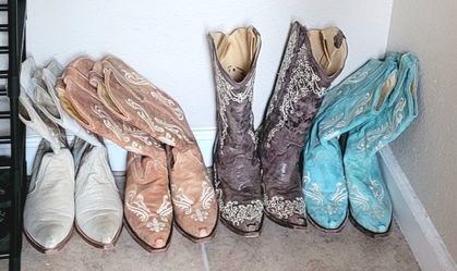 Corral Boots Ladies 8