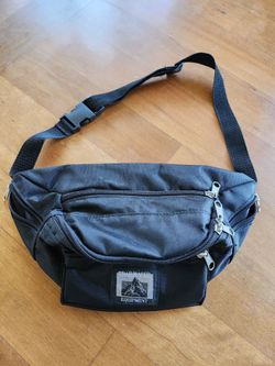 Trailmaker Equipment Fanny bag $15