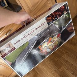 BBQ Grill Item 