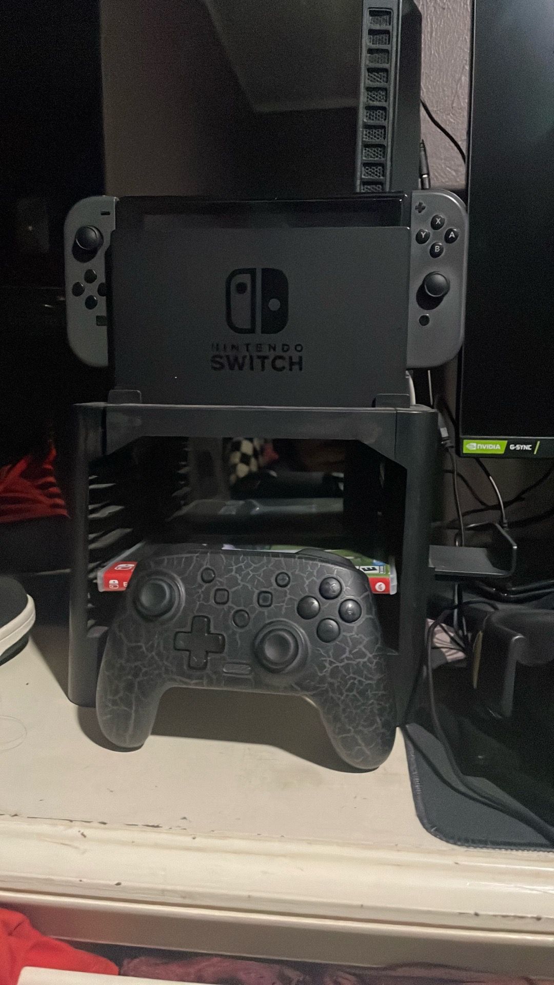 Nintendo Switch (READ CAPTION)
