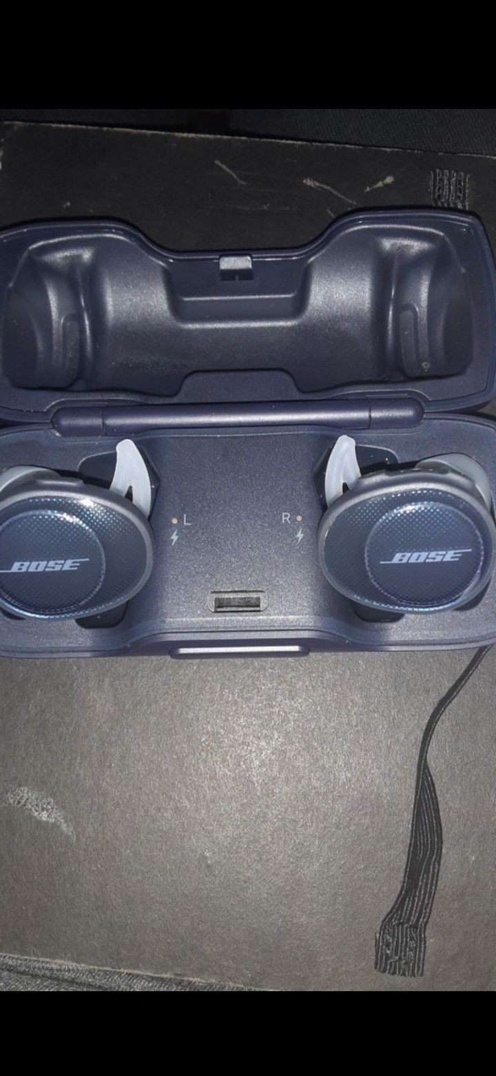 Bose wireless headphones