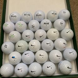 30 Golf Balls Nike In Good Conditions.