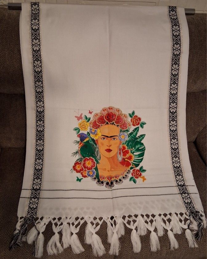 Frida Kahlo Printed Shawl / Reboso