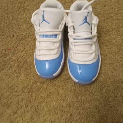 UNC Retro J's 11 💙💨