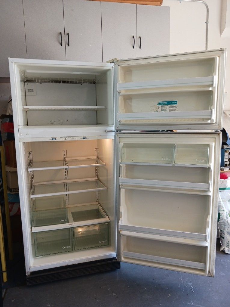Refrigerator For Sale