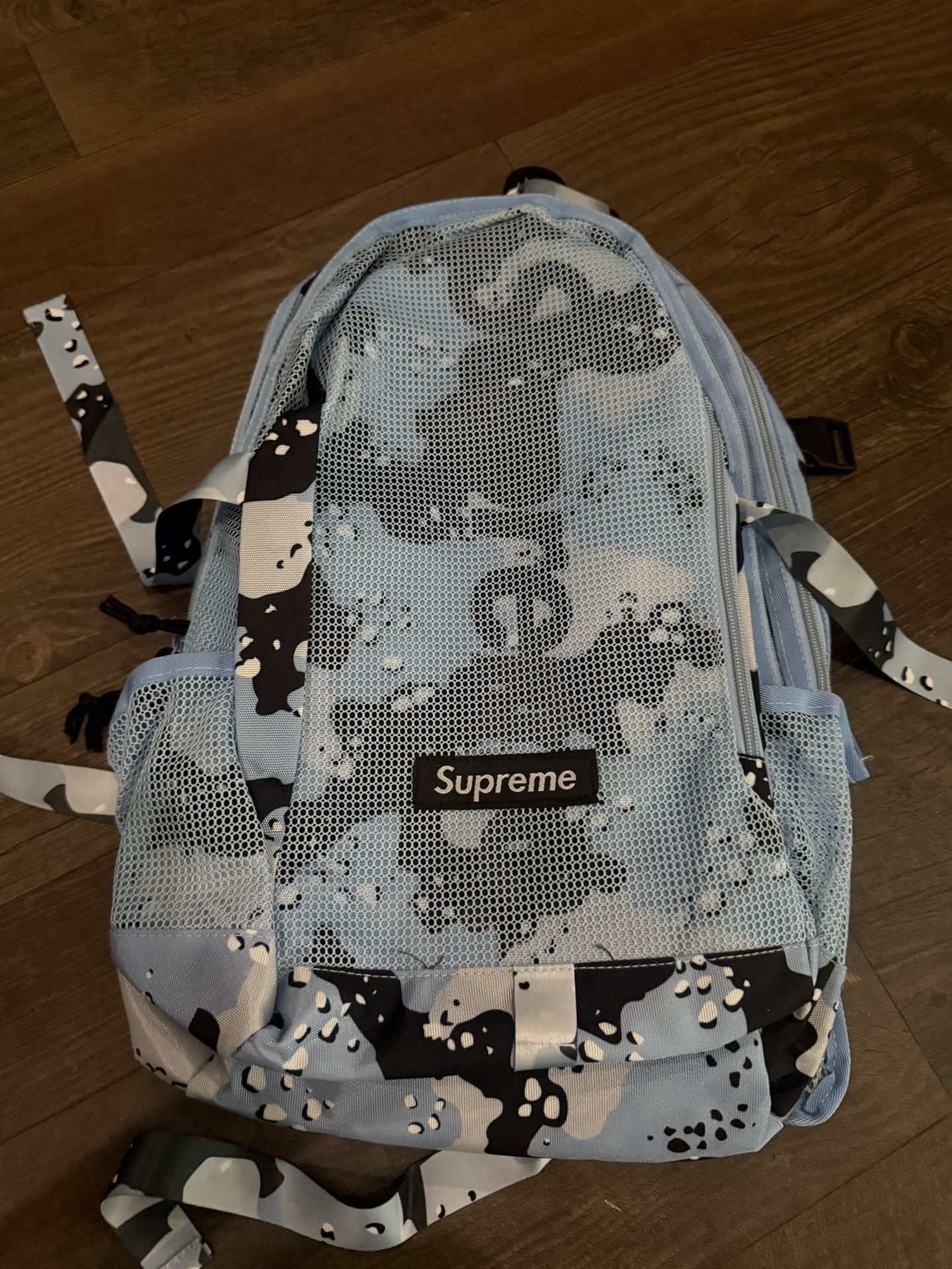 SUPREME BACK PACKS