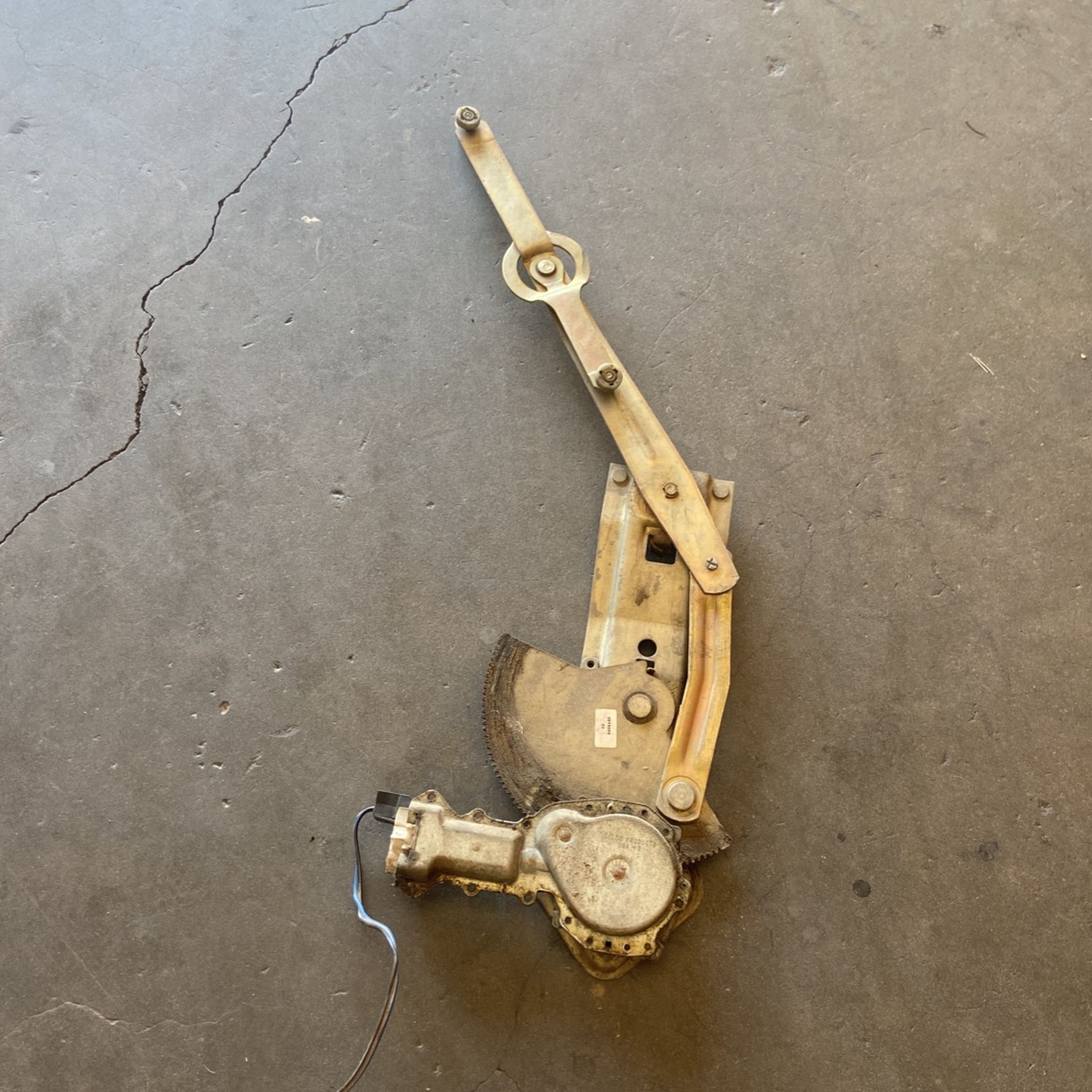 Square Body Chevy Truck Passenger Regulator
