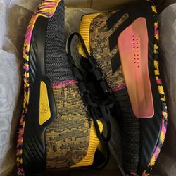 Dame 5 Bastkeball Shoes