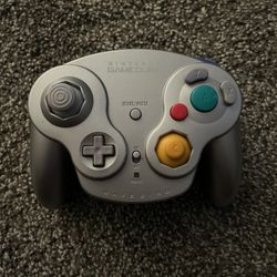 $35 Platinum Nintendo GameCube Wavebird 