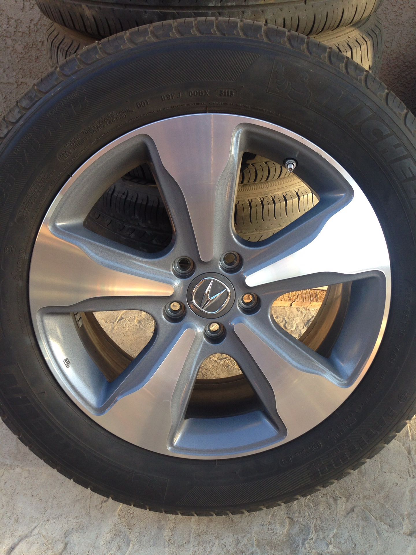 2014 and up Acura MDX rims