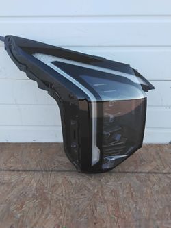 2026-2027 Kia Sportage Hybrid Front Headlight
