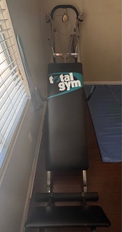 Total gym machine ￼