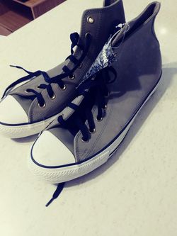 New Converse Chuck Taylor All Star Top Beige Tan Shoes Sneakers Size 11 NWT.