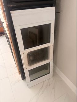 PetSafe Sliding Glass Door Pet Door Insert – Cat/Small Dog
