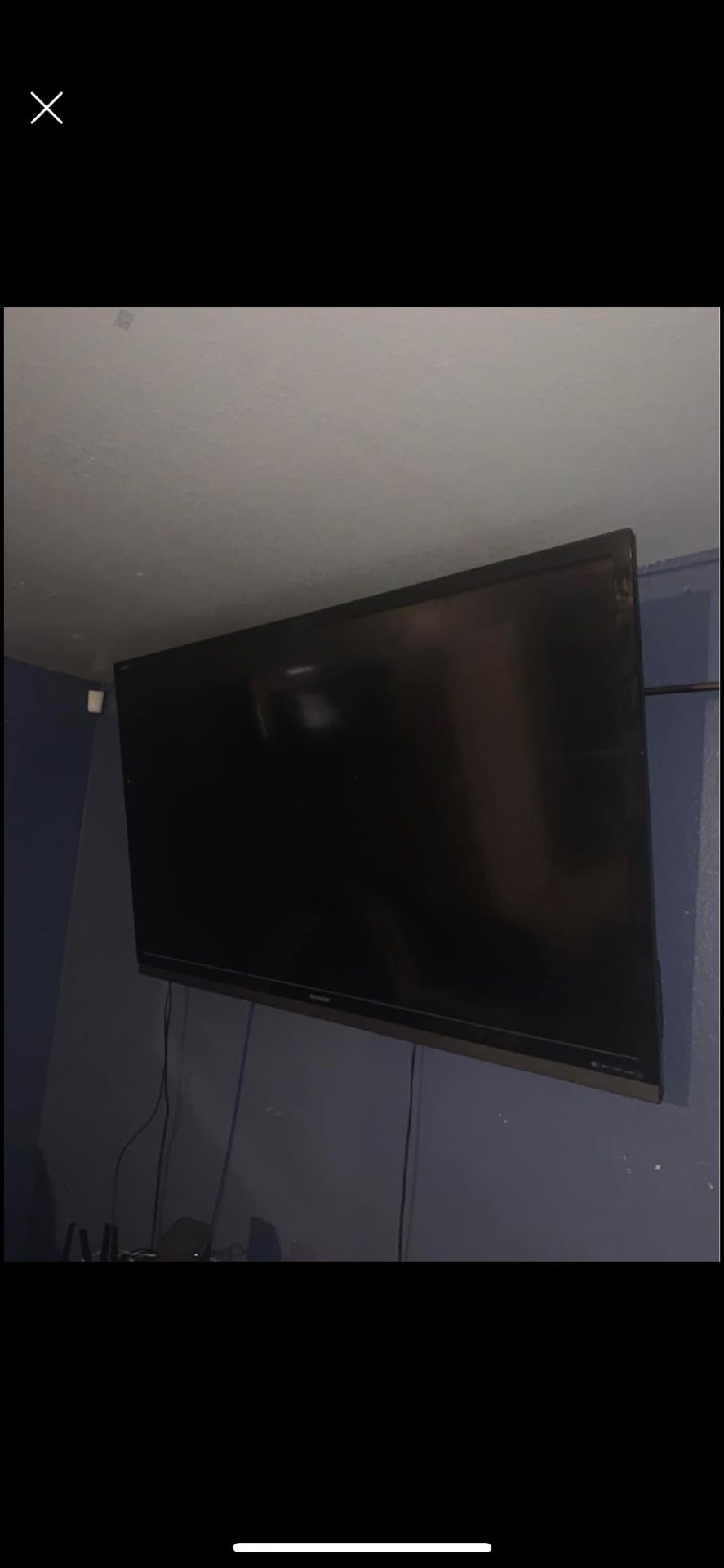 Huge n heavy flat screen tv 75 inch sharp not smart led $500