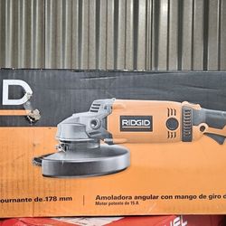 Like new RIDGID 7" angle grinder
