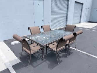 Outdoor Glass and Metal Patio Table Seats 6