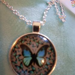 Butterfly Charm On 20-22 Inch Chain