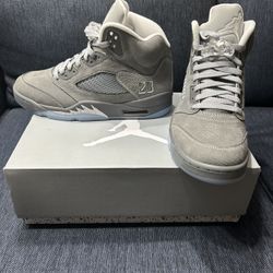 Jordan 5 Retro Wolf Grey sneakers