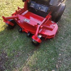 Commercial Exmark zero turn 60in. run and cut excellent 