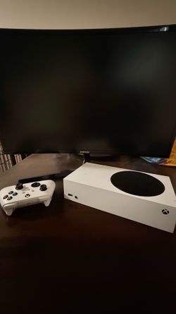 Xbox series S and Samsung monitor