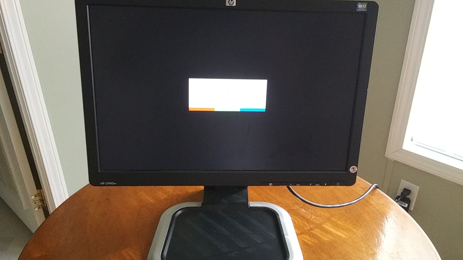 HP L1945w Computer Monitor