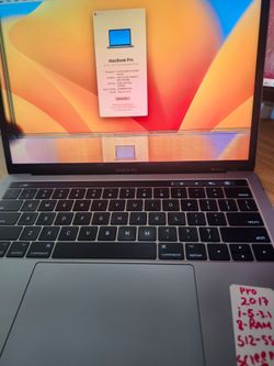 Macbook pro 13.  2017