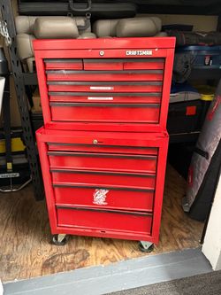 Tool chest