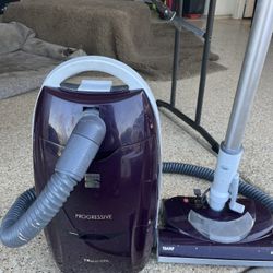 Kenmore Canister Vacuum With Petsmart Attachment  