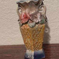Vintage Iridescent Lusterware Vase - 3D Applied Flowers