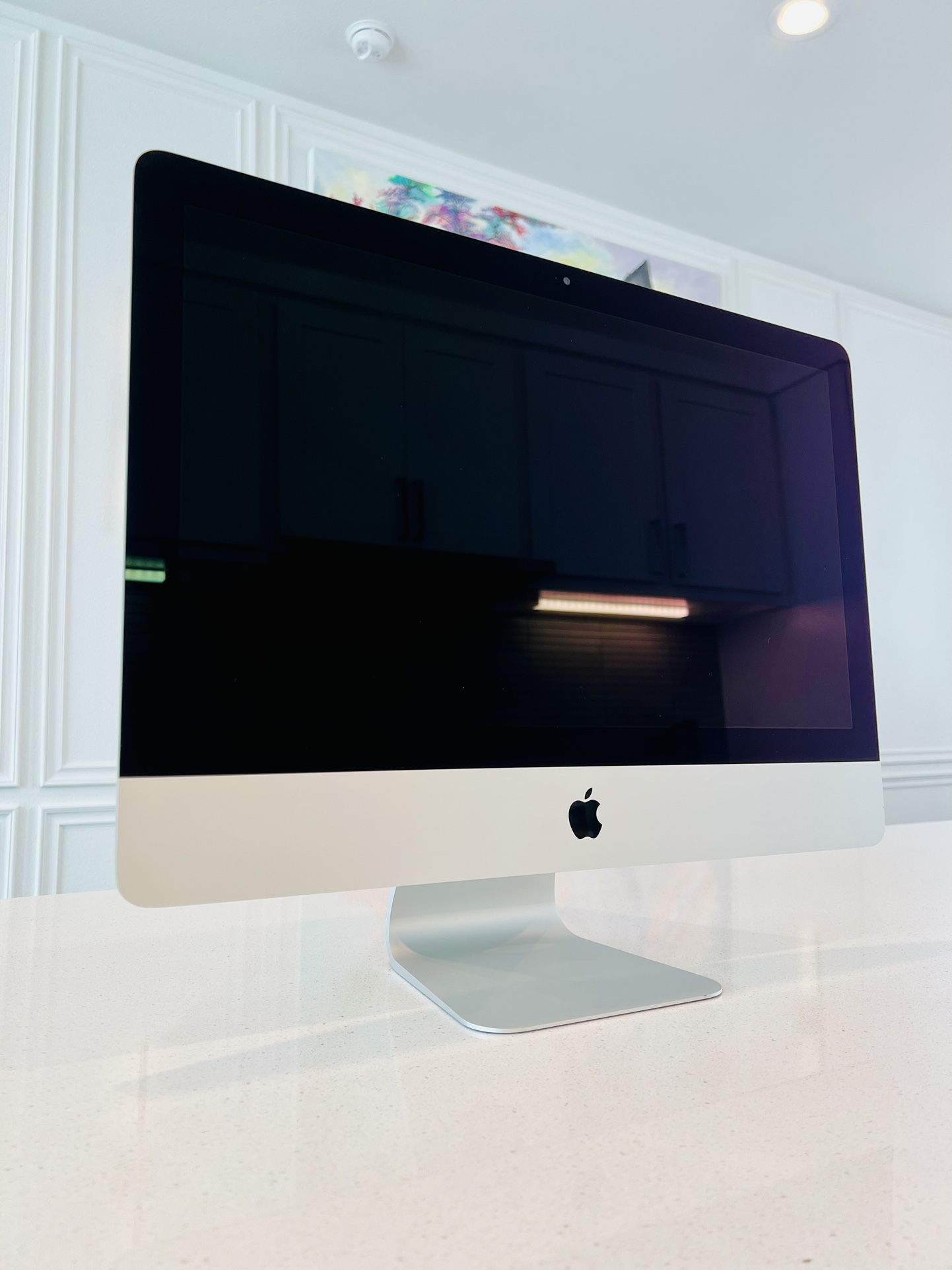 Apple iMac 21.5" Retina 4K 2019