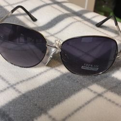 Women’s Aviator Sunglasses