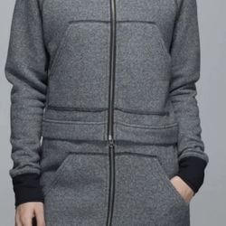 LOW PRICE MOVING- $300 RETAIL LULULEMON RARE LONG OR SHORT OF IT 