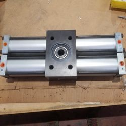 Duel Numatic Rotary Cylander