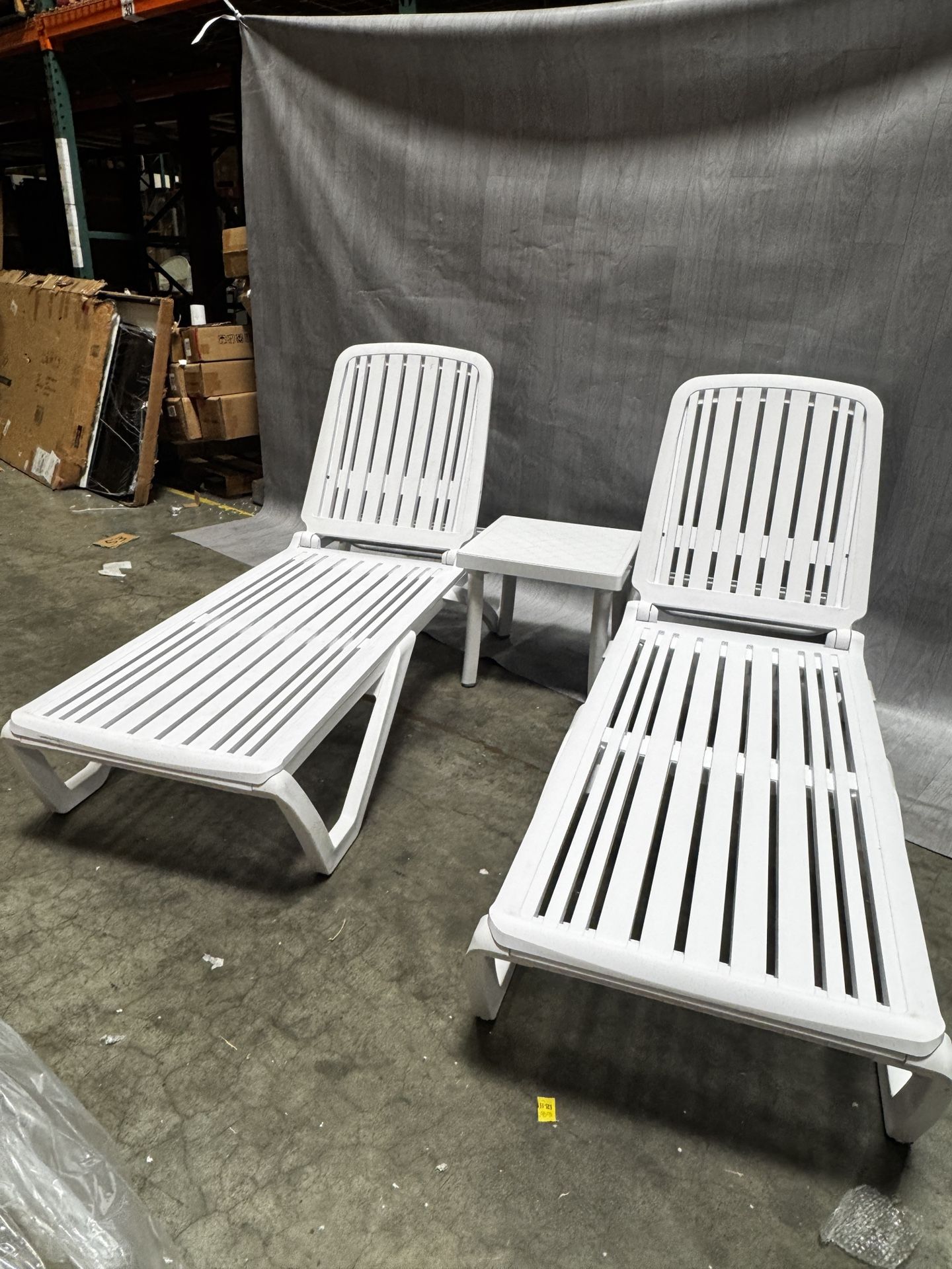 $150.00 New 3 Pieces White Plastic Outdoor Patio Pool Chaise Lounge Pool Tanning Adjustable Recliner