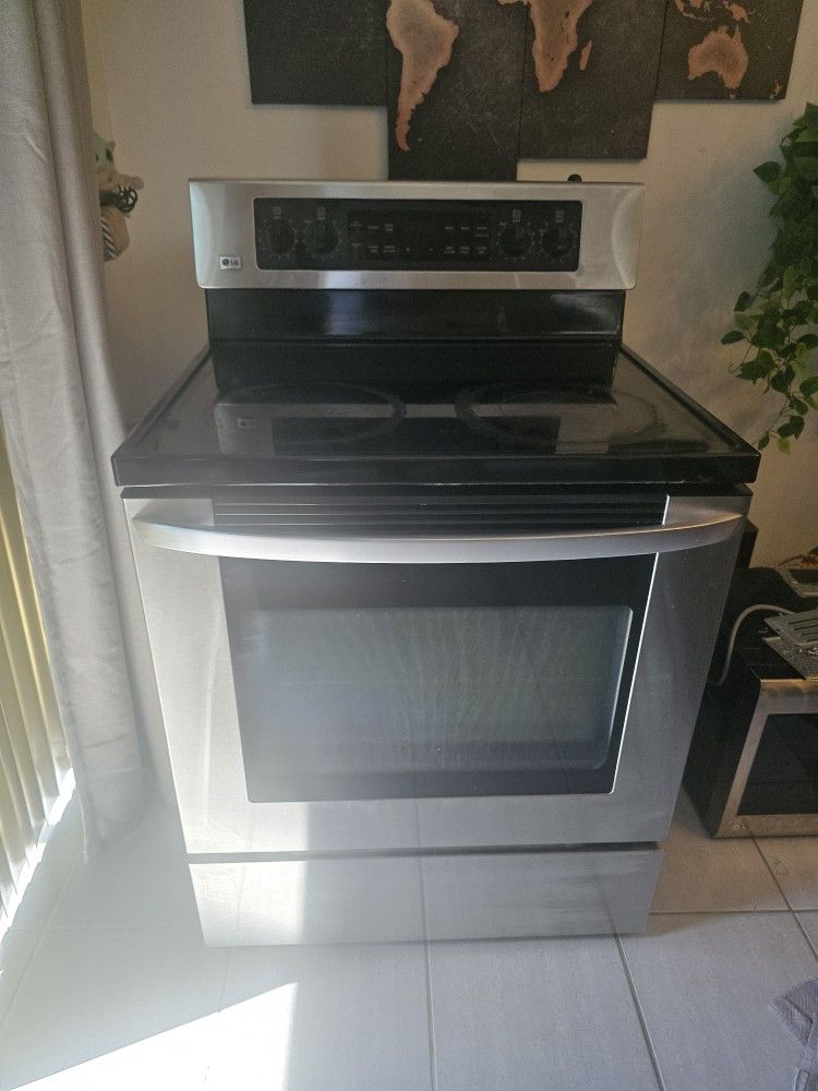 LG Stove & Oven